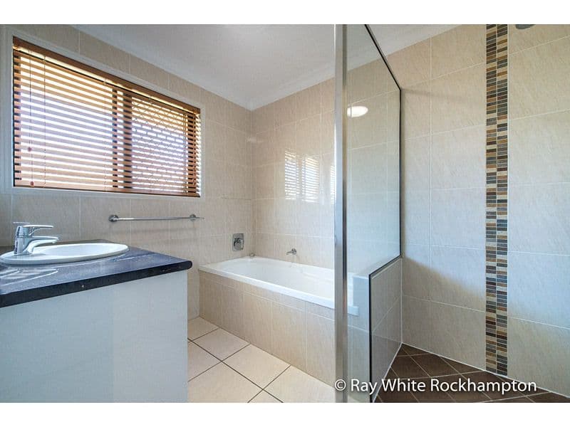 4 League Place, Norman Gardens QLD 4701, Norman Gardens - Thumbnail 3