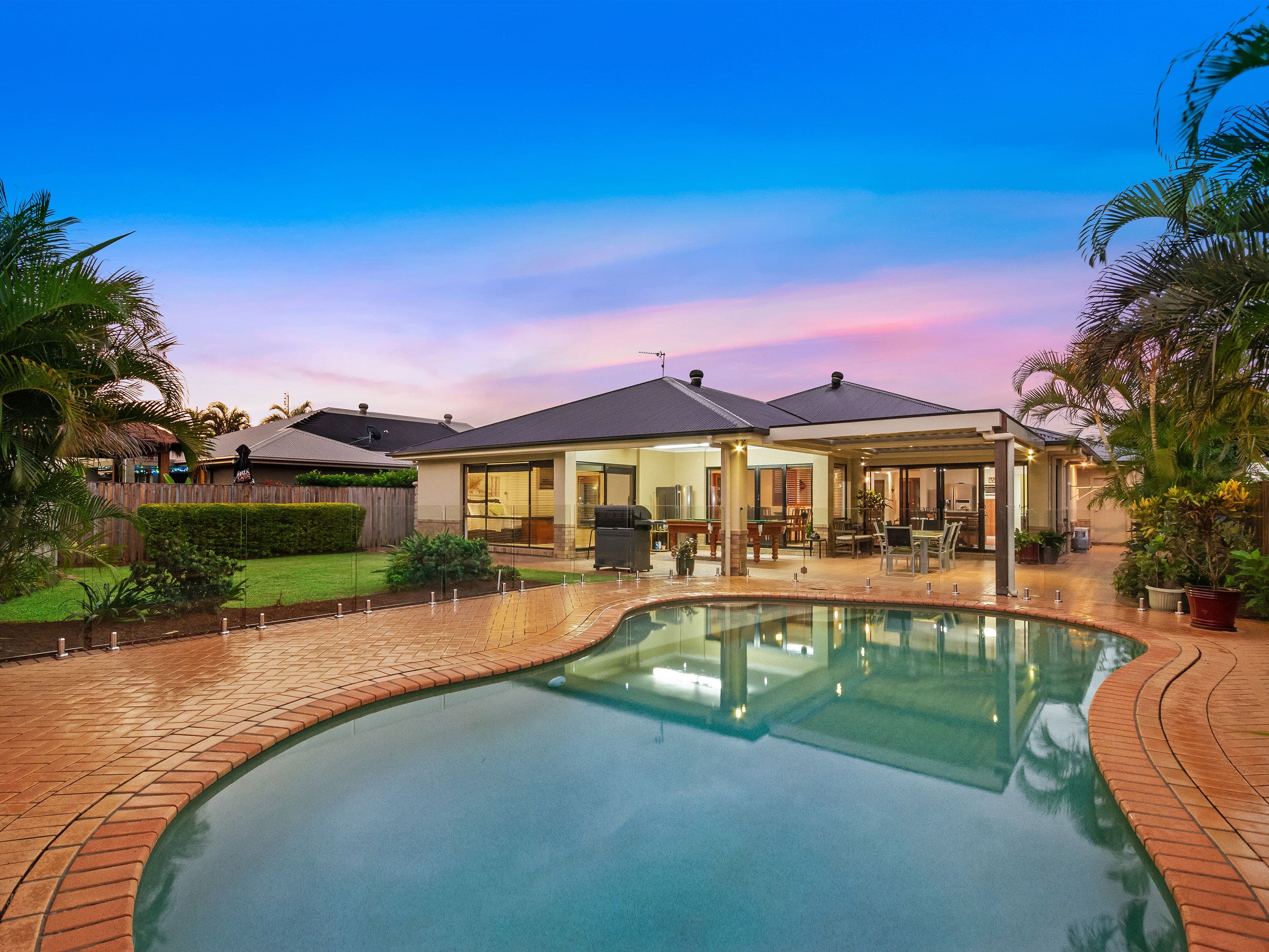 17 Fairbairn Court, Oxenford QLD 4210, Oxenford - Image 1