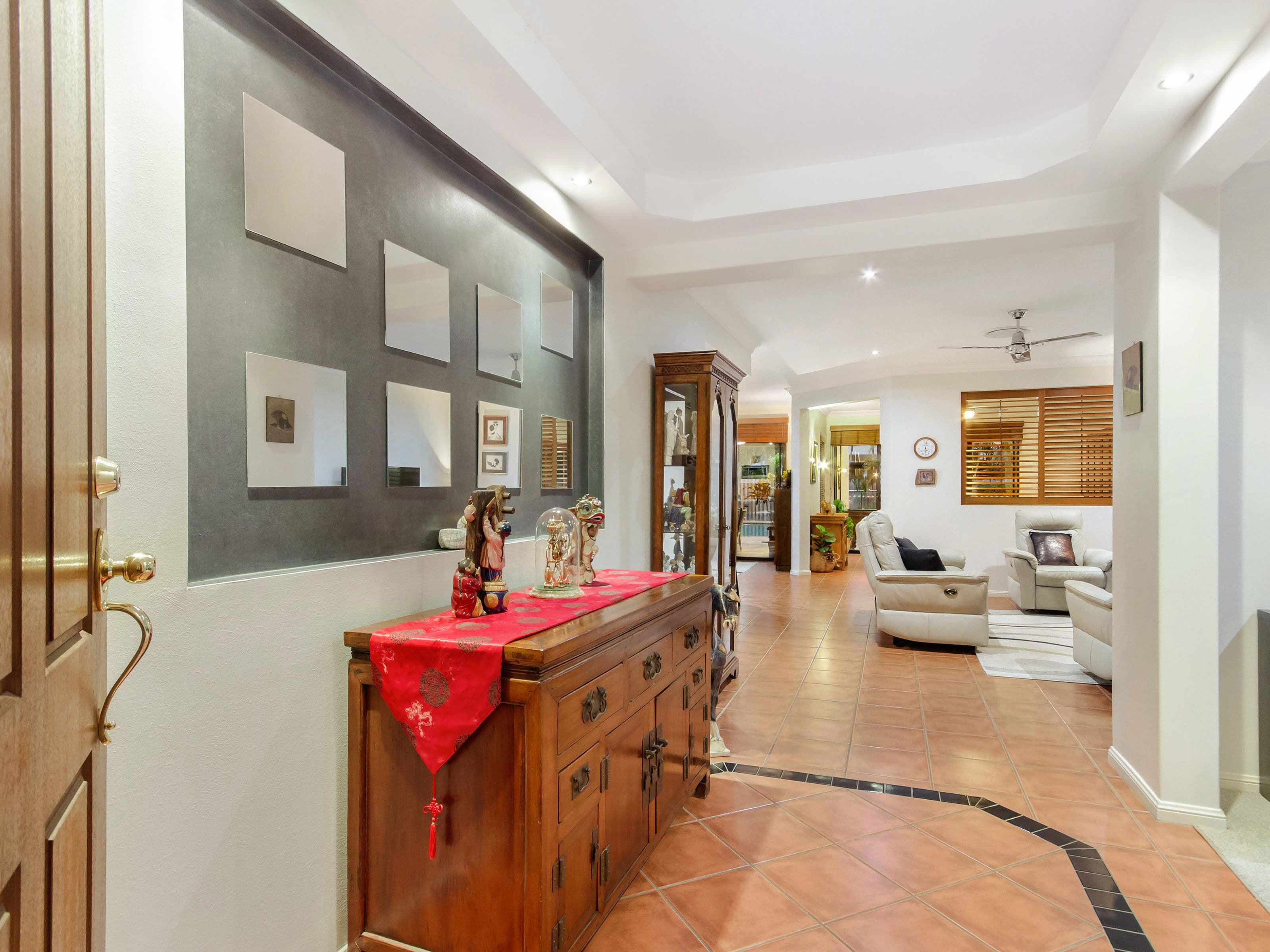 17 Fairbairn Court, Oxenford QLD 4210, Oxenford - Thumbnail 5