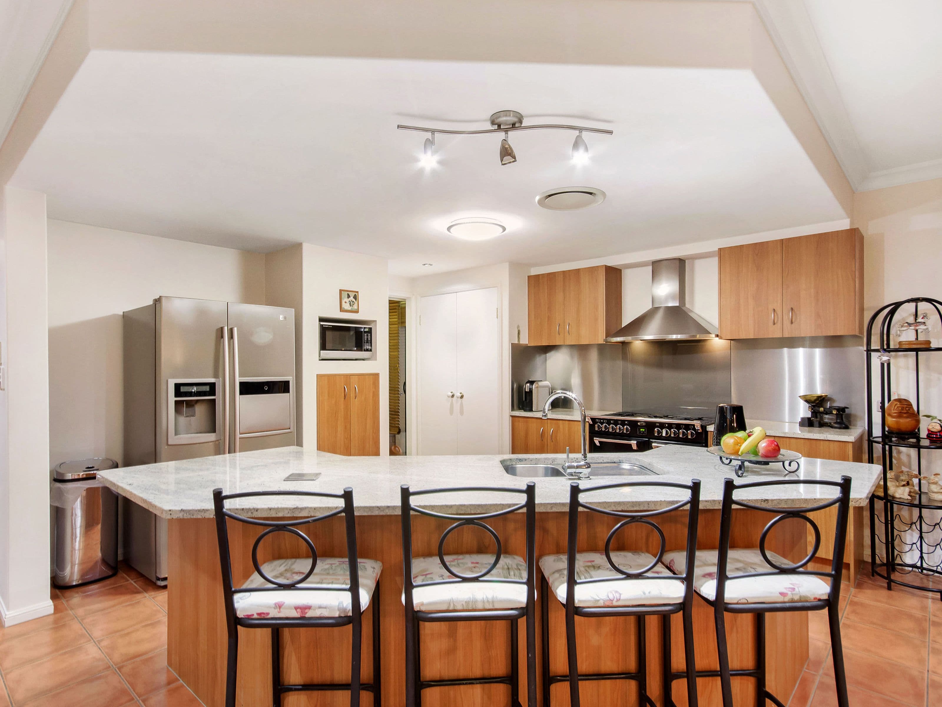17 Fairbairn Court, Oxenford QLD 4210, Oxenford - Thumbnail 7