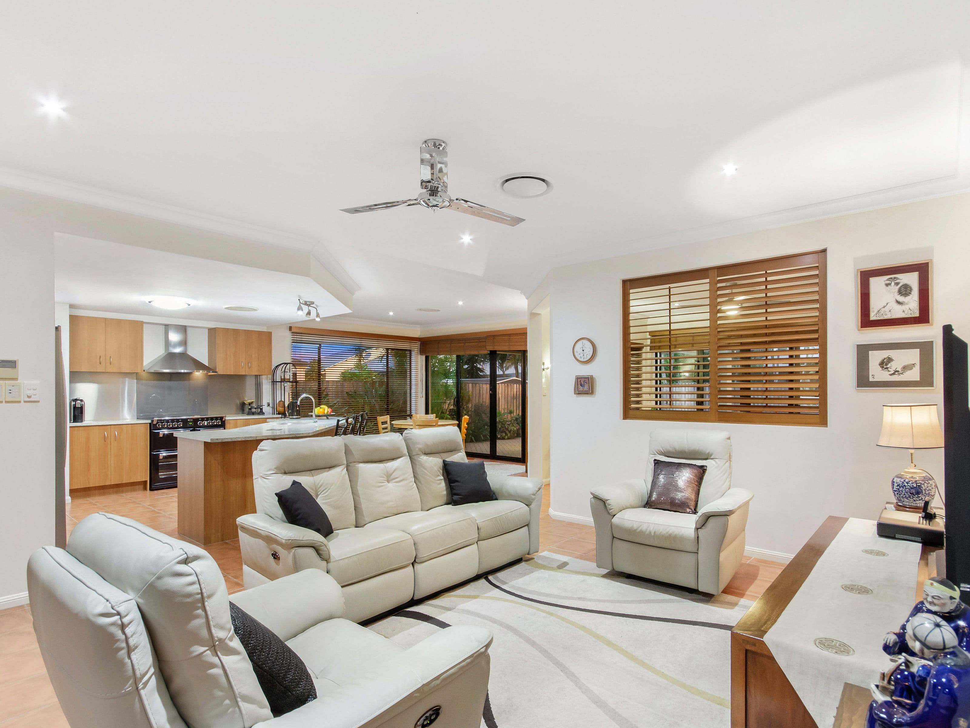17 Fairbairn Court, Oxenford QLD 4210, Oxenford - Thumbnail 8