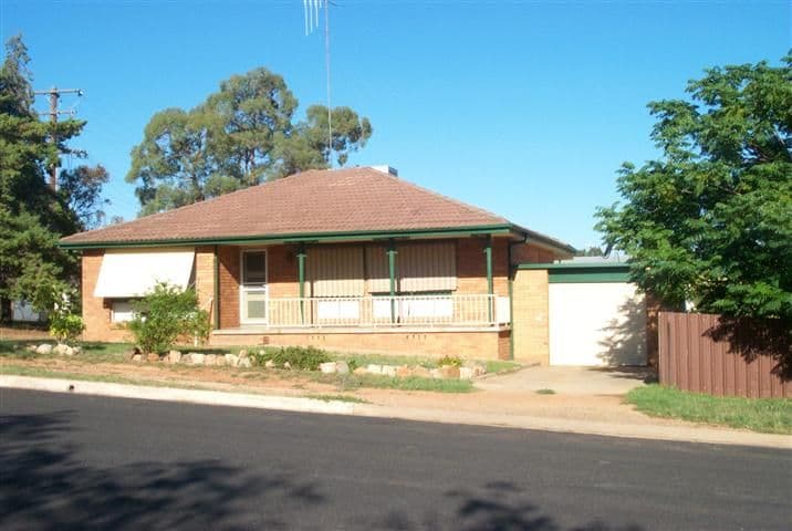 21 Dalley Street, PARKES NSW 2870, Parkes - Image 1
