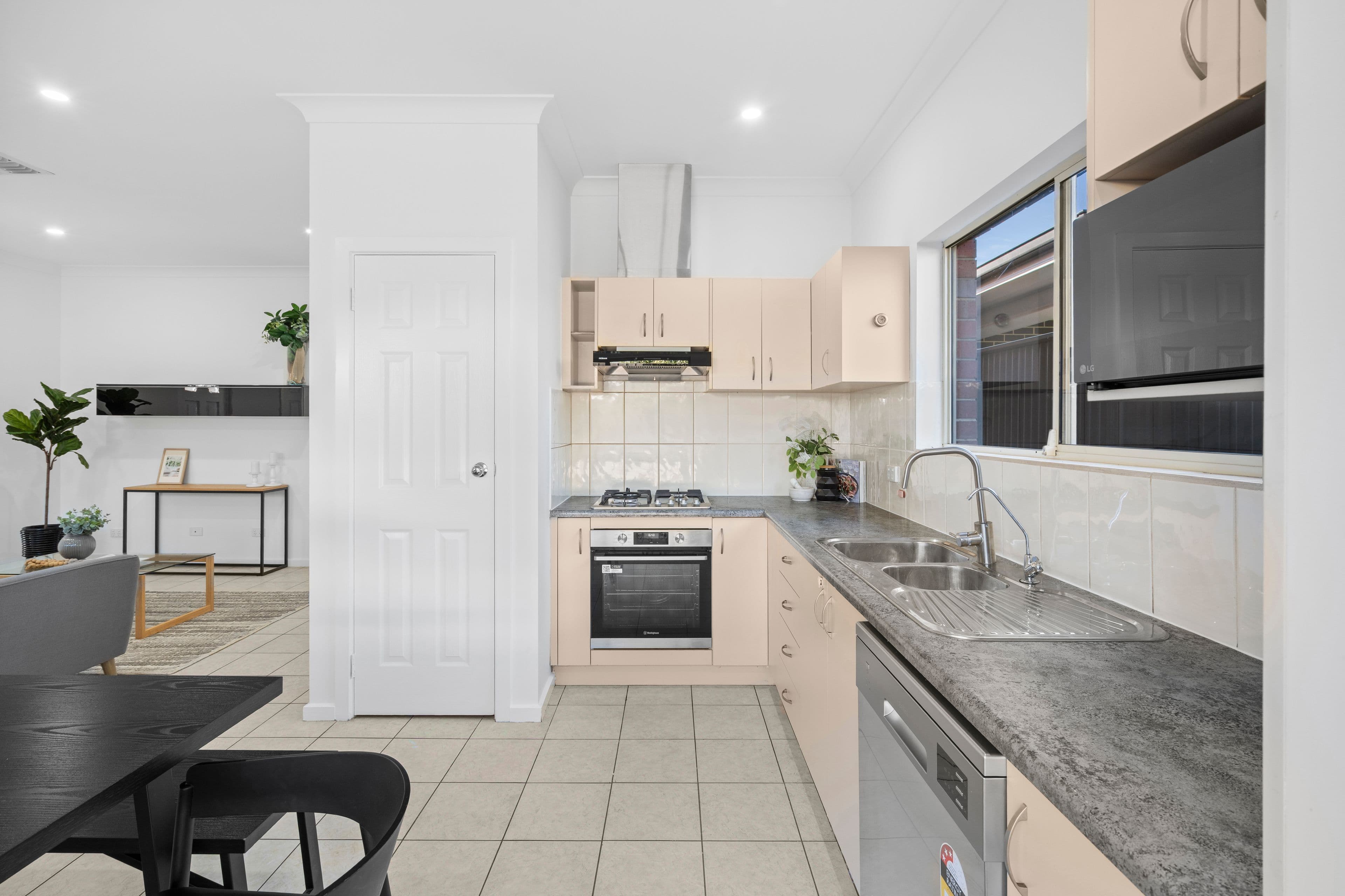 35A Wallala Avenue, Park Holme SA 5043, Park Holme - Thumbnail 7