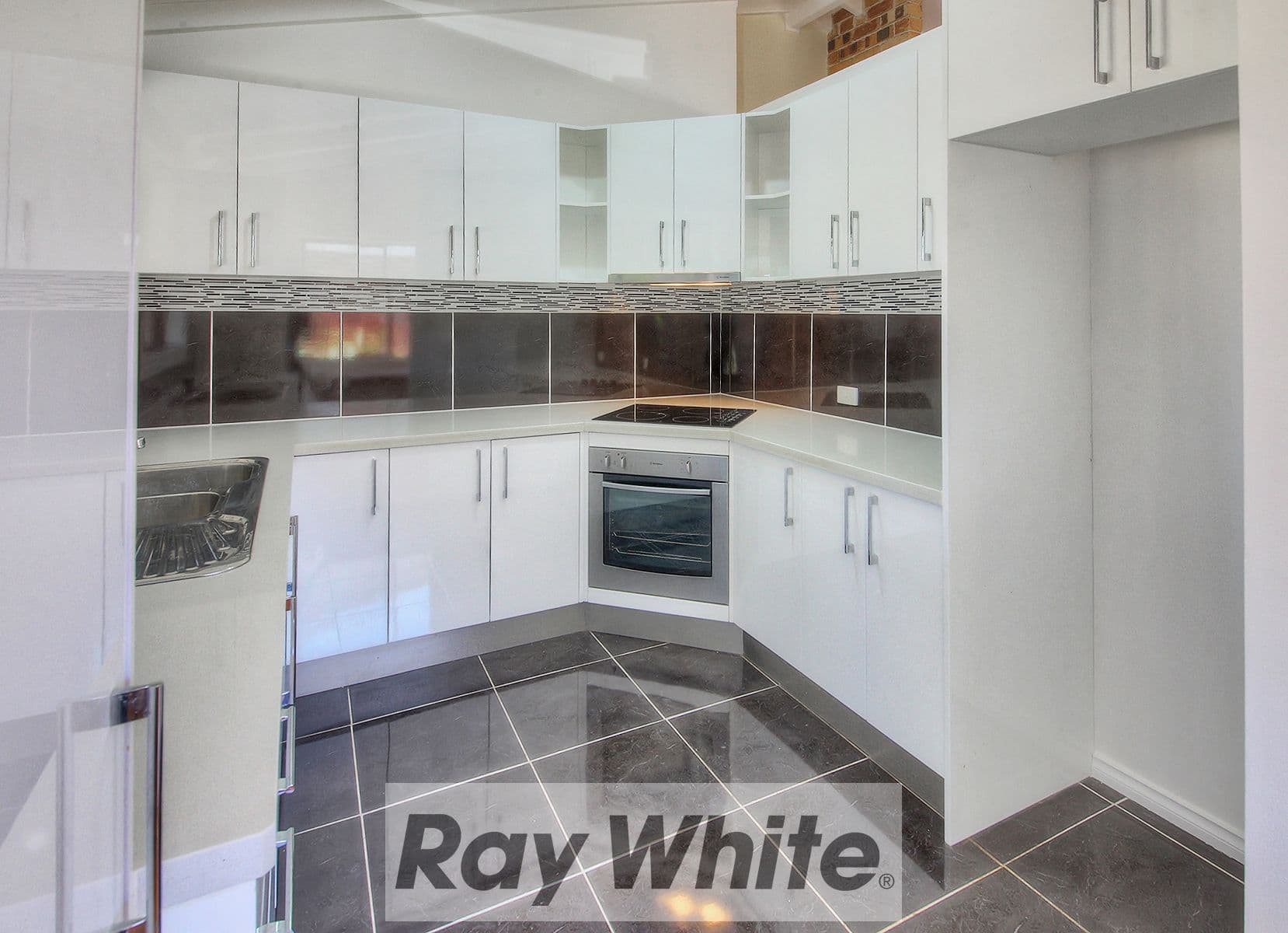 9 Canopus Court, Kingston QLD 4114, Kingston - Thumbnail 4