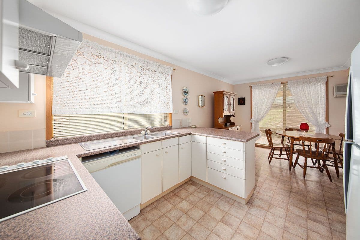 13 Llanberis Drive, Menai - Thumbnail 3