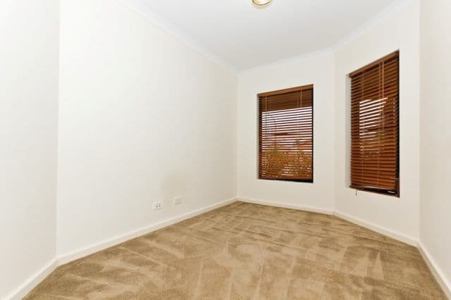 3 Ashridge Turn, CANNING VALE WA 6155, Canning Vale - Thumbnail 5