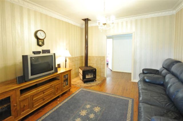 34 Leichhardt Street, CENTENARY HEIGHTS QLD 4350, Centenary Heights - Thumbnail 3