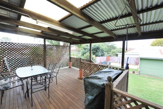 34 Leichhardt Street, CENTENARY HEIGHTS QLD 4350, Centenary Heights - Thumbnail 4