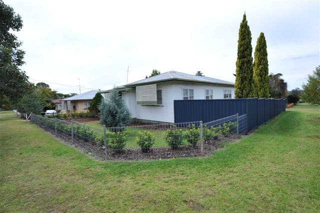 34 Leichhardt Street, CENTENARY HEIGHTS QLD 4350, Centenary Heights - Thumbnail 7