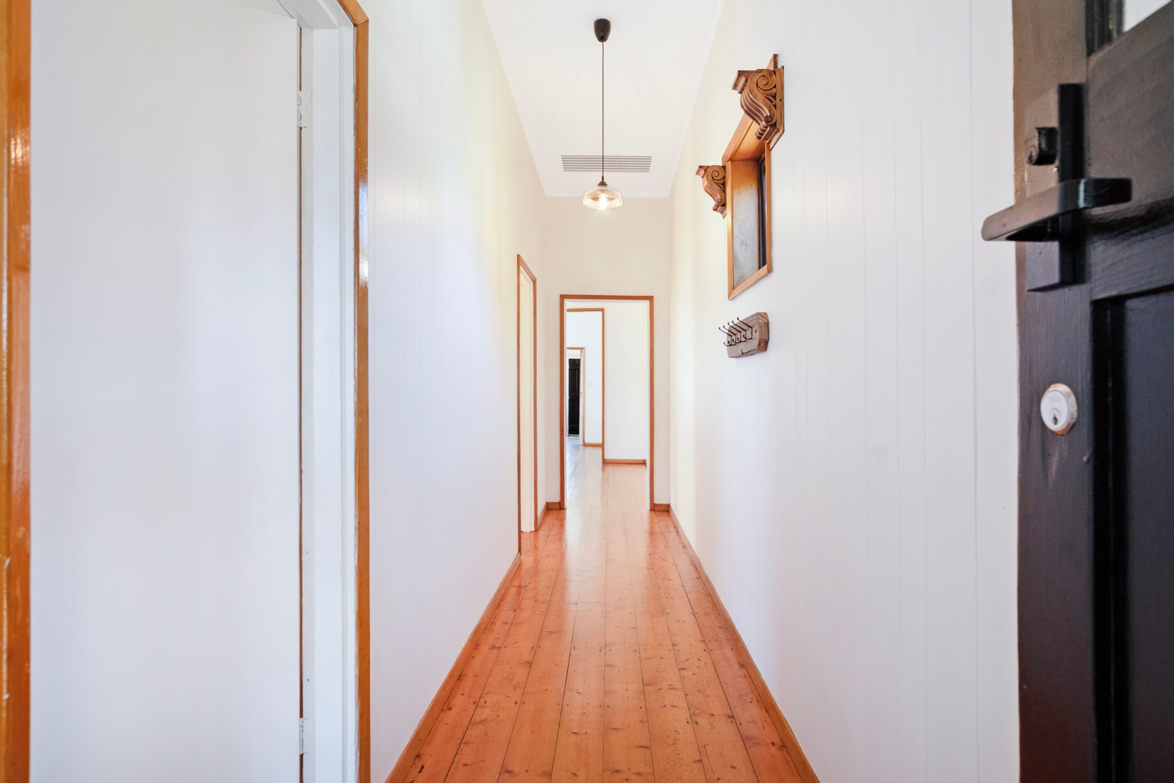 22 Conway Court, GRACEMERE, Gracemere - Thumbnail 2