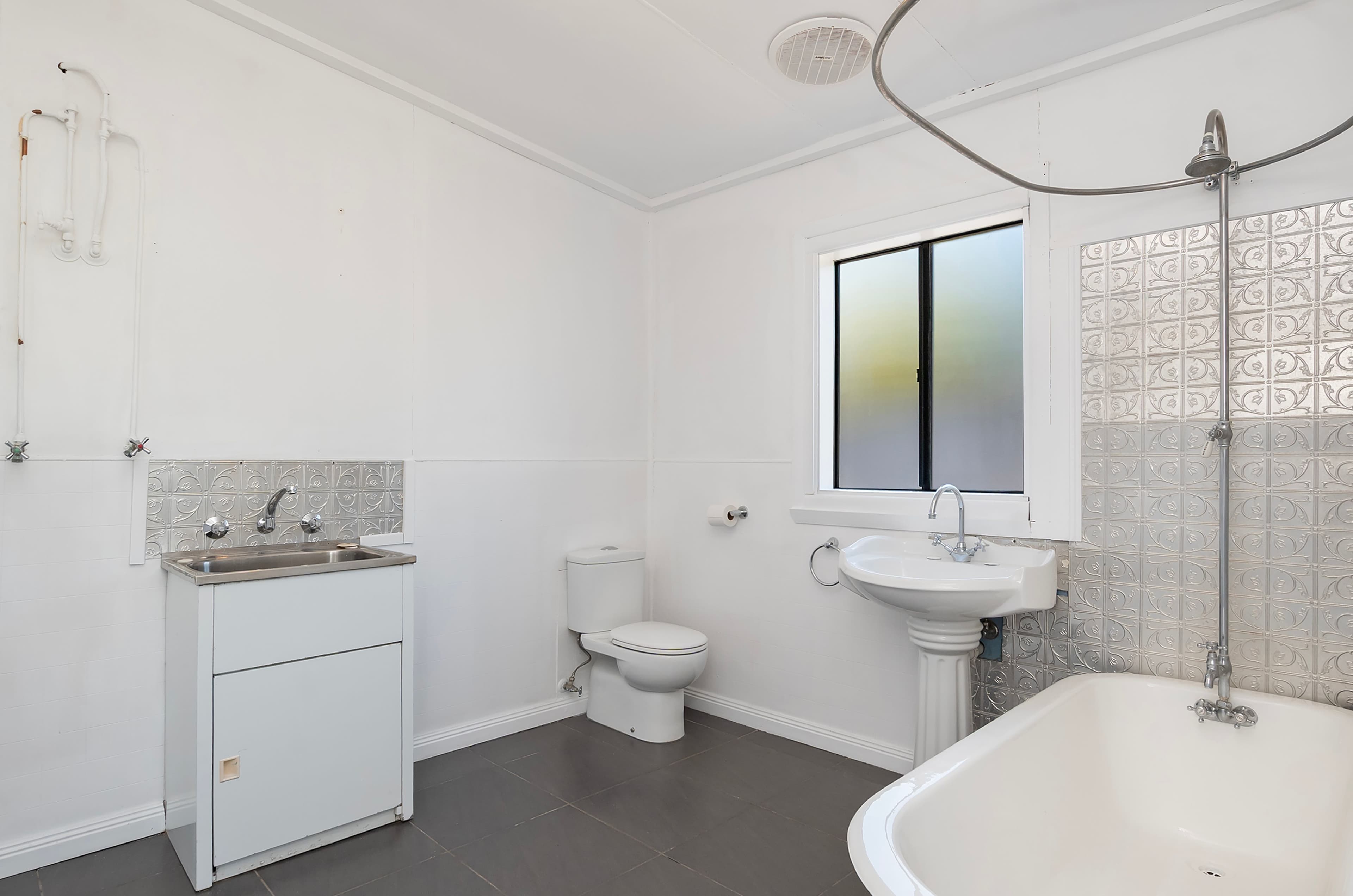 22 Conway Court, GRACEMERE, Gracemere - Thumbnail 8