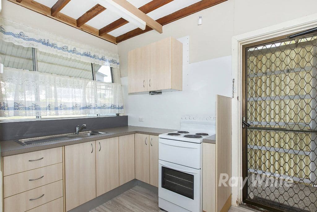 8 Crescent Road, Wangi Wangi - Thumbnail 5