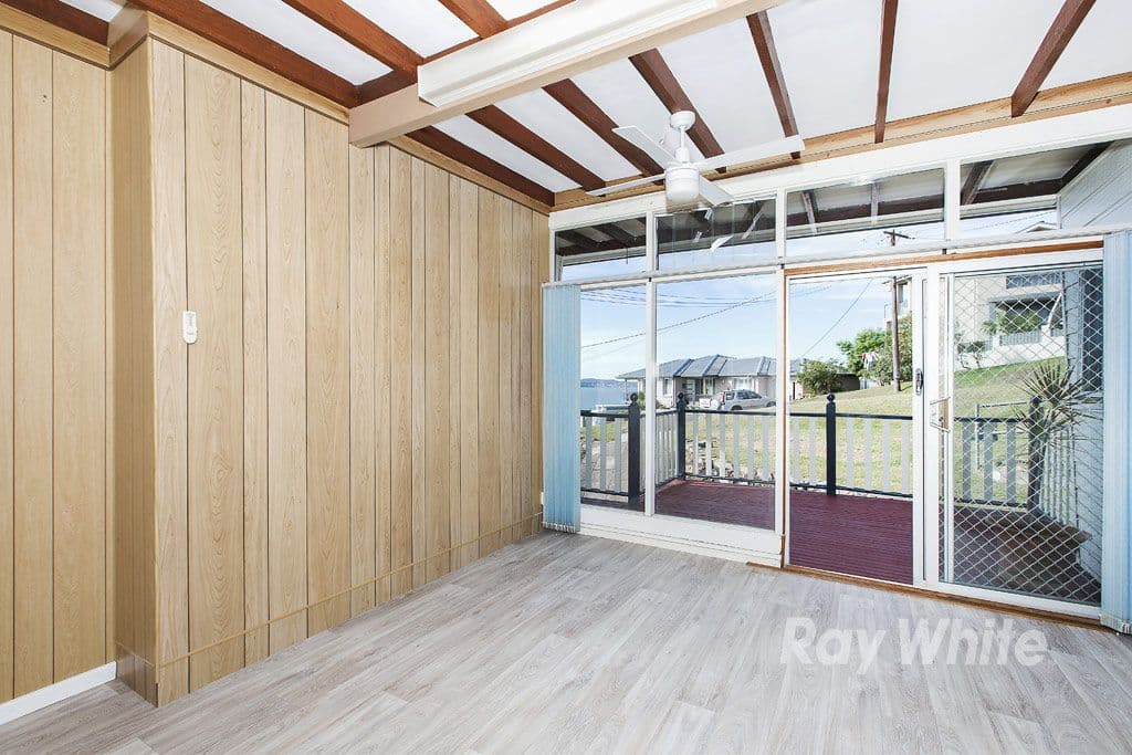 8 Crescent Road, Wangi Wangi - Thumbnail 6