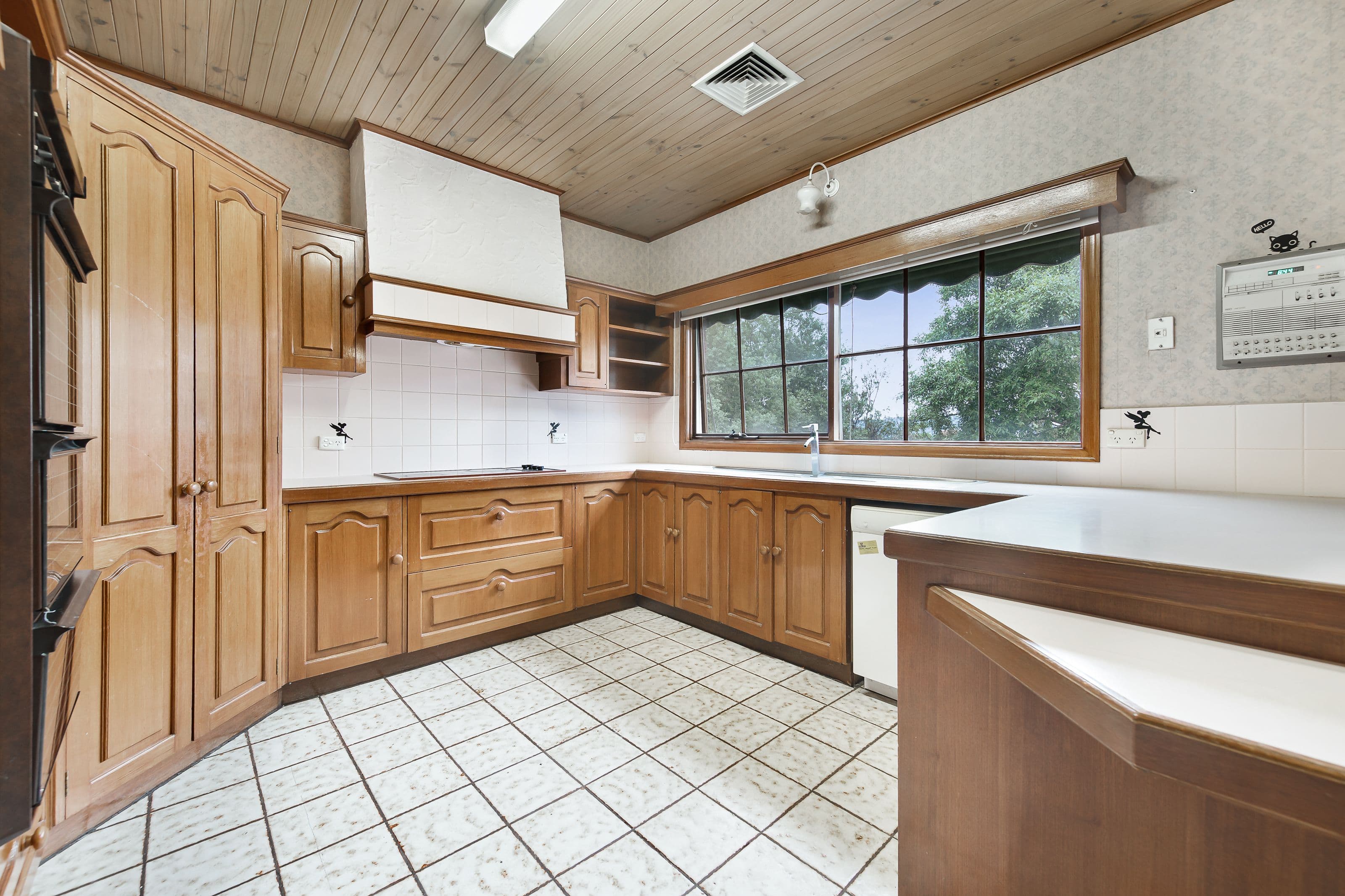 118 Jells Road, Wheelers Hill VIC 3150, Wheelers Hill - Thumbnail 2