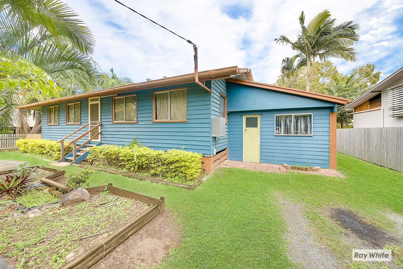 42 William Street, Yeppoon QLD 4703, Yeppoon - Thumbnail 2