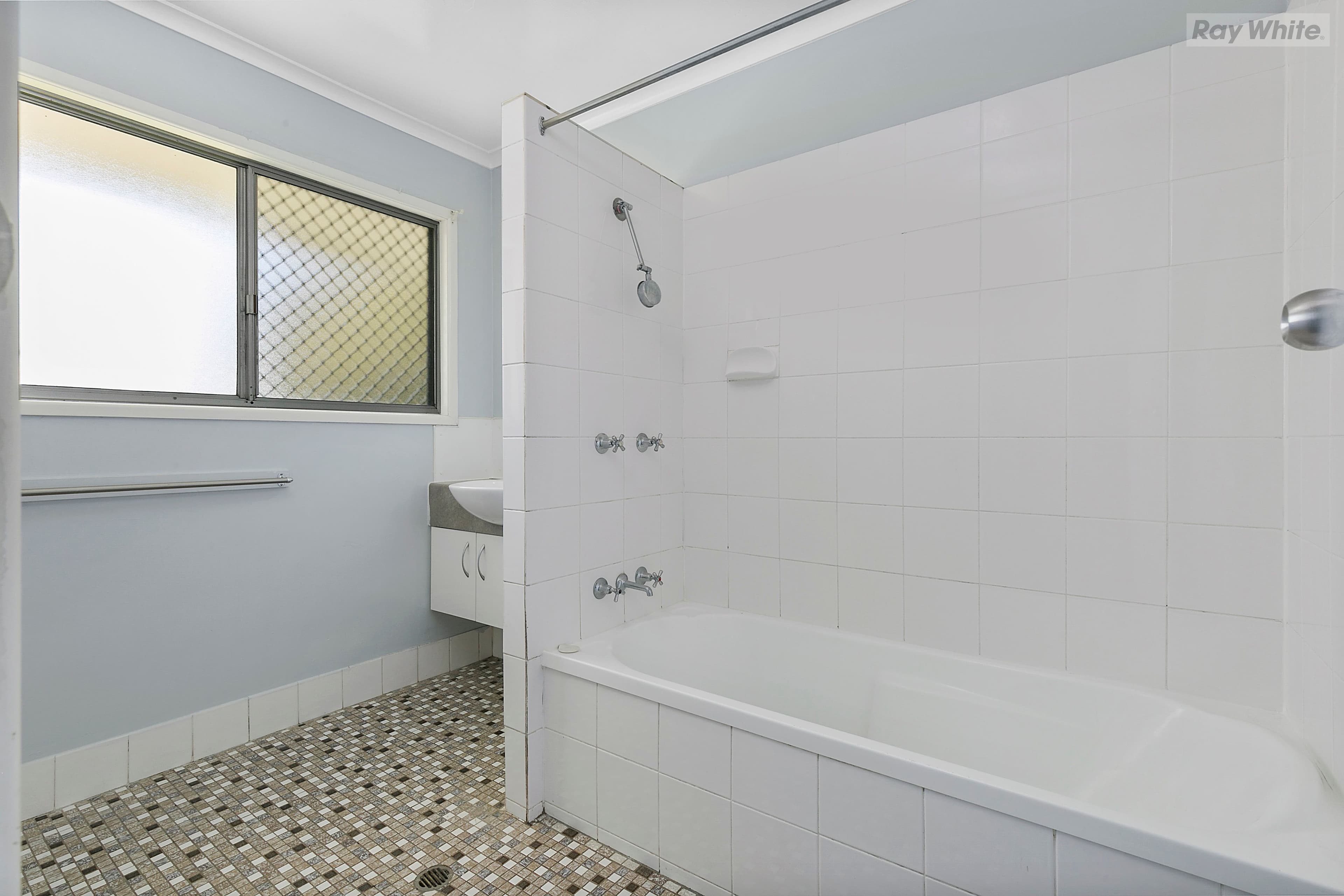 1 Fallon Court, Goodna QLD 4300, Goodna - Thumbnail 6