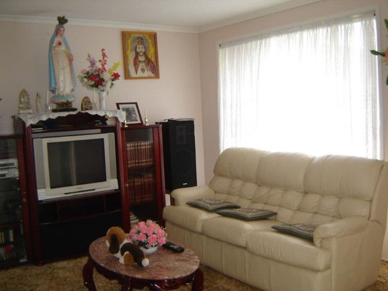 8 Hart Court, Harrington Park - Thumbnail 2