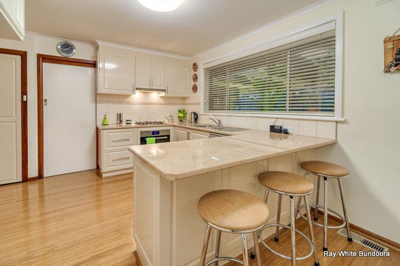 29 Donach Crescent, BUNDOORA VIC 3083, Bundoora - Thumbnail 3