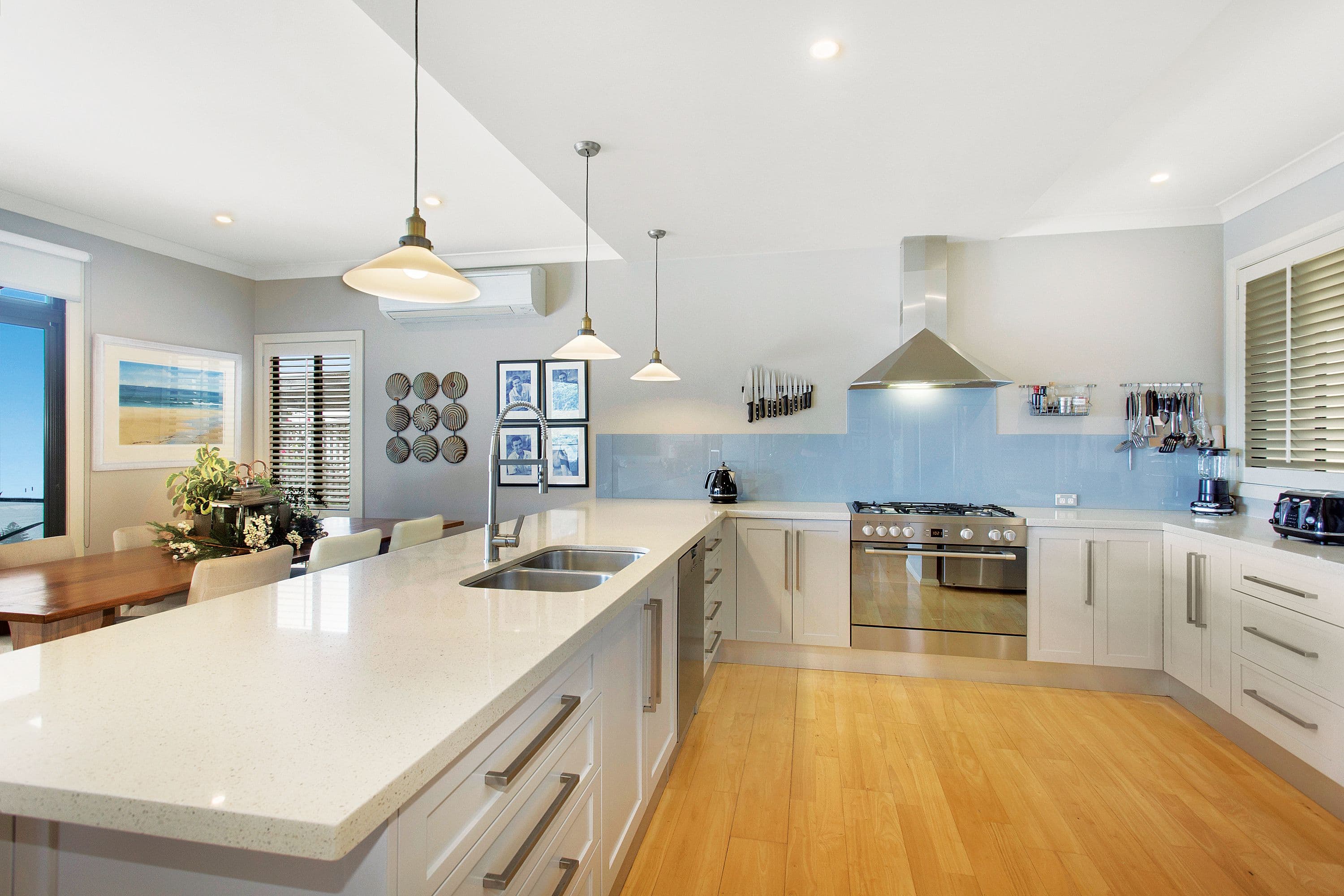 63 Hillside Road, Newport - Thumbnail 6