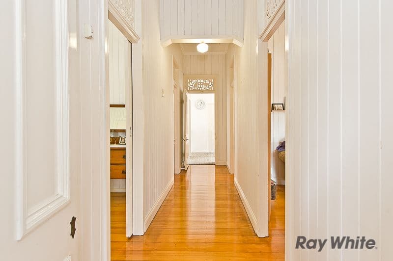 13 Cox Road, WINDSOR QLD 4030, Windsor - Thumbnail 5