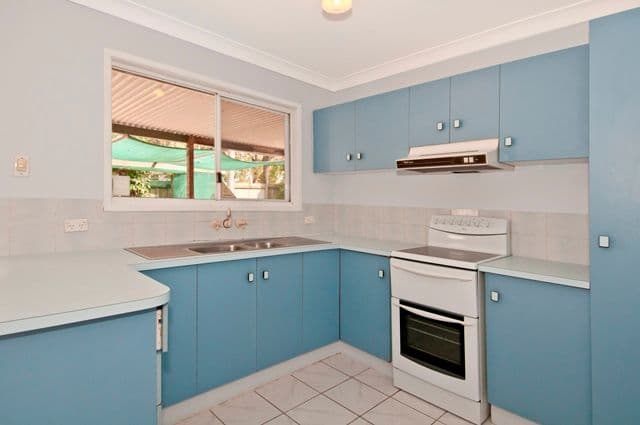 4 Olea Court, CRESTMEAD QLD 4132, Crestmead - Thumbnail 2