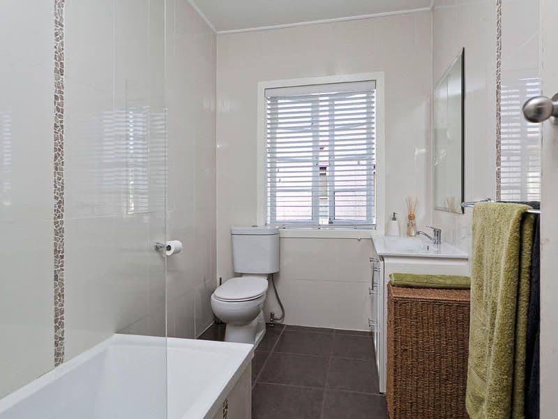 24 Chigwell Street, WAVELL HEIGHTS QLD 4012, Wavell Heights - Thumbnail 7