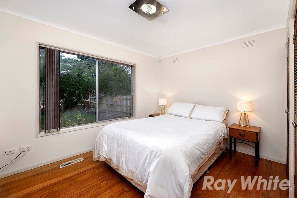 30 Johnson Drive, Glen Waverley VIC 3150, Glen Waverley - Thumbnail 4