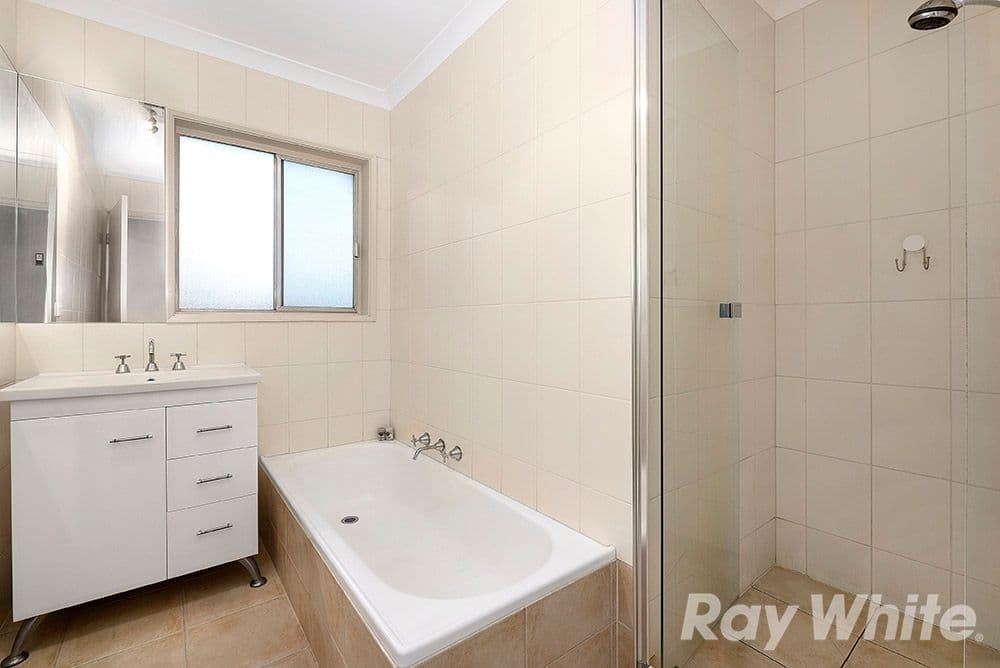 30 Johnson Drive, Glen Waverley VIC 3150, Glen Waverley - Thumbnail 5