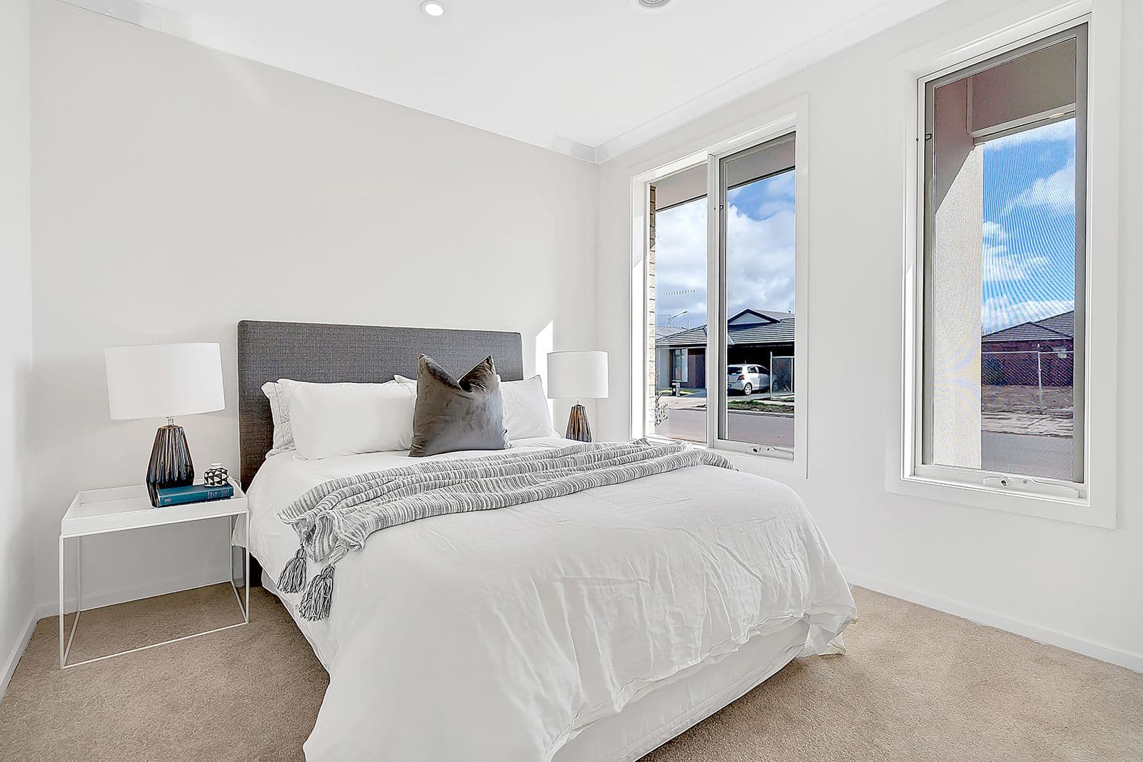 6 Angophora Way, Craigieburn VIC 3064, Craigieburn - Thumbnail 2