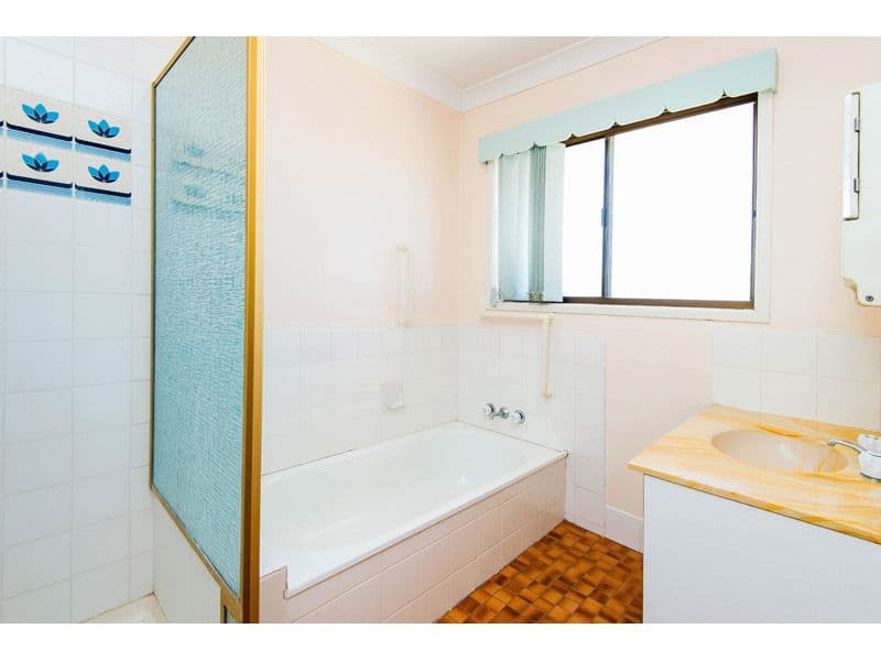 40 Barcelona Street, WISHART QLD 4122, Wishart - Thumbnail 6