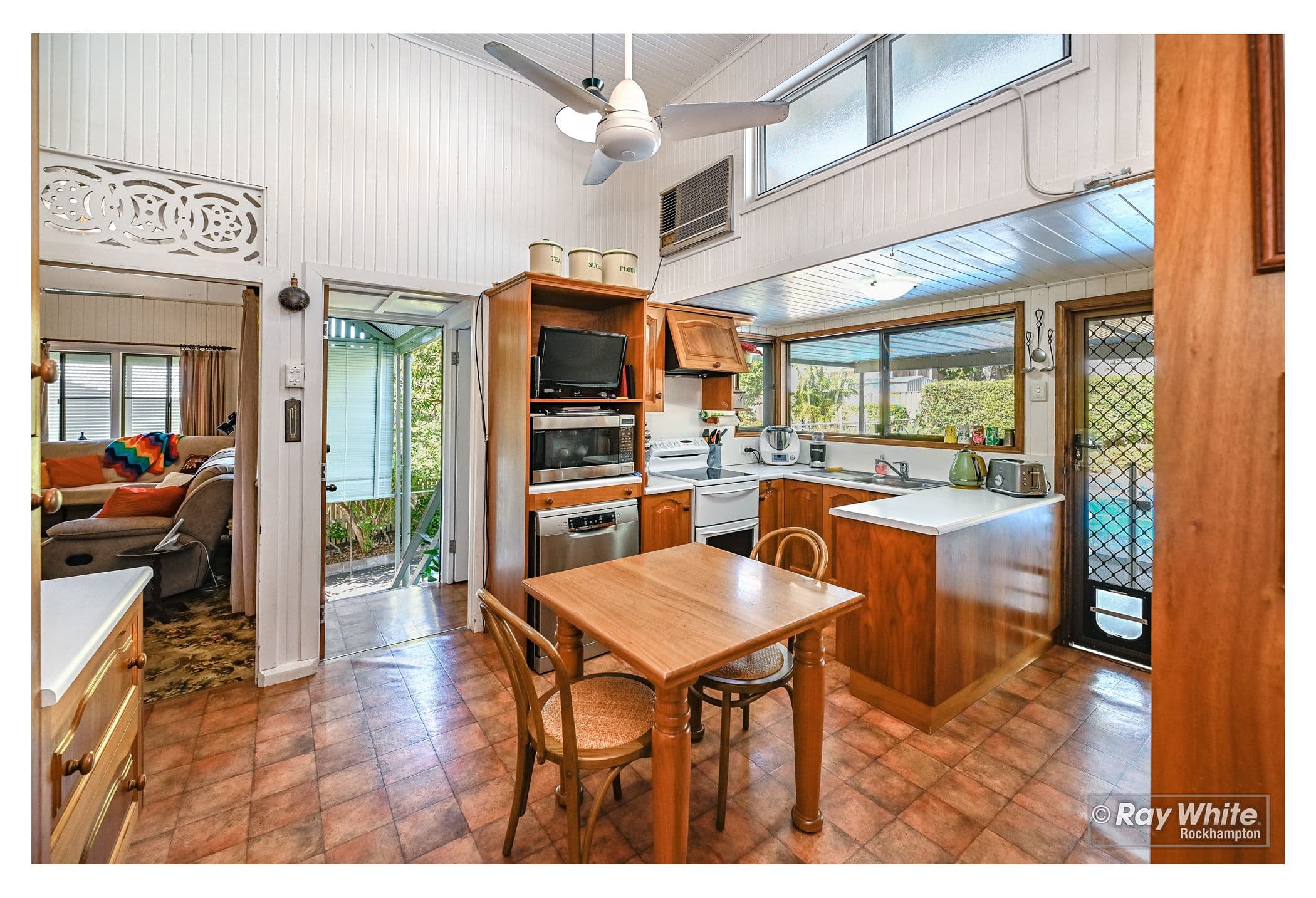 67 Glencoe Street, The Range QLD 4700, The Range - Thumbnail 7