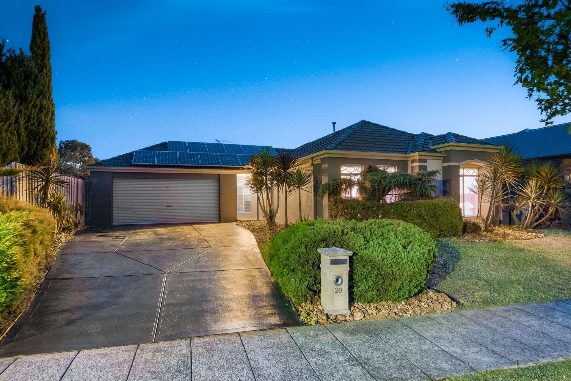20 Baynton Crescent, Lynbrook VIC 3975, Lynbrook - Image 1