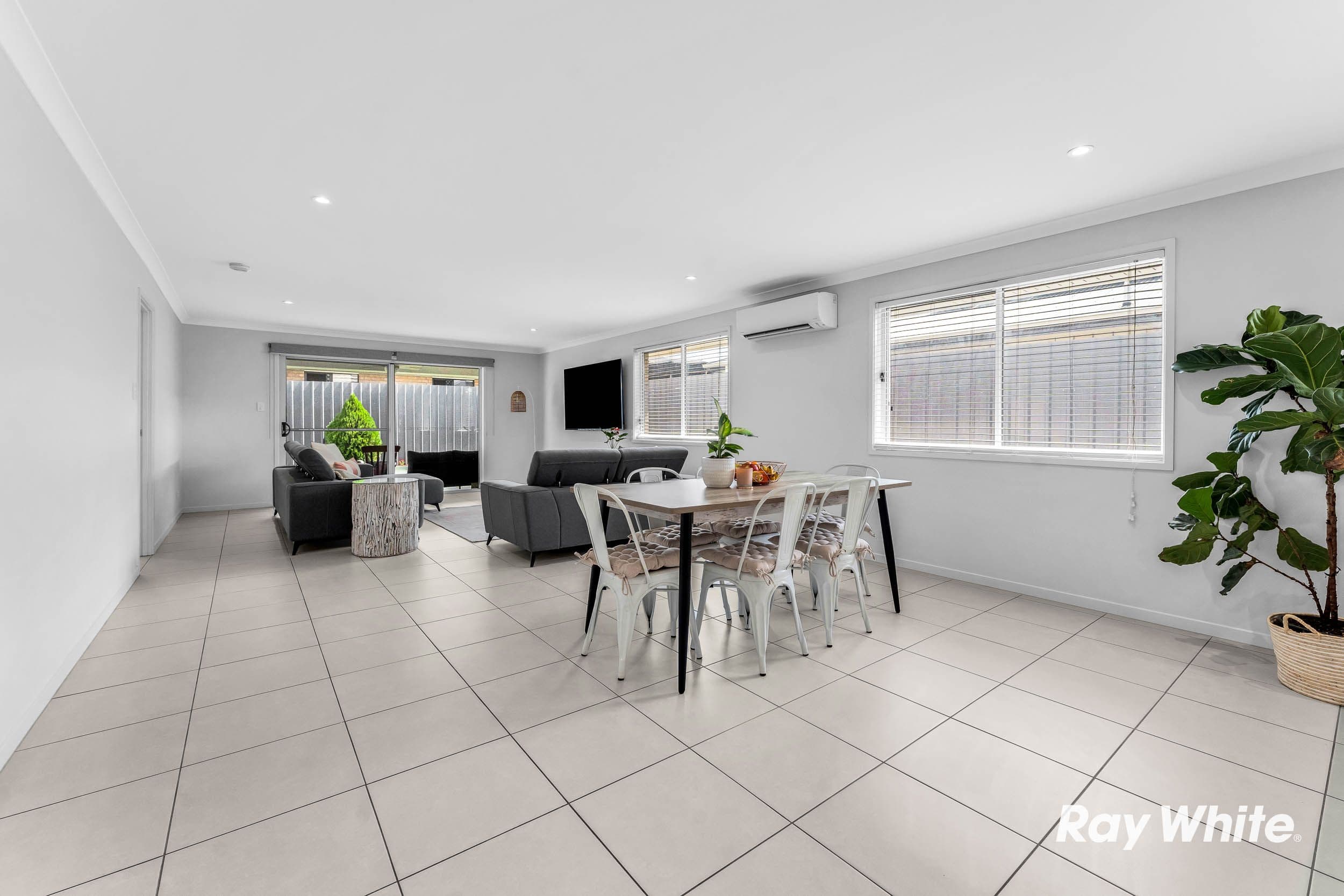 8 Irma Circuit, Park Ridge QLD 4125, Park Ridge - Thumbnail 6
