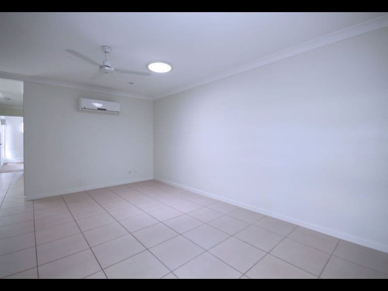 81 Brentwood Drive, Bundamba QLD 4304, Bundamba - Thumbnail 2