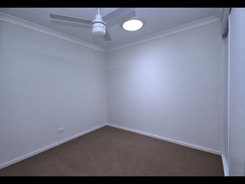81 Brentwood Drive, Bundamba QLD 4304, Bundamba - Thumbnail 4