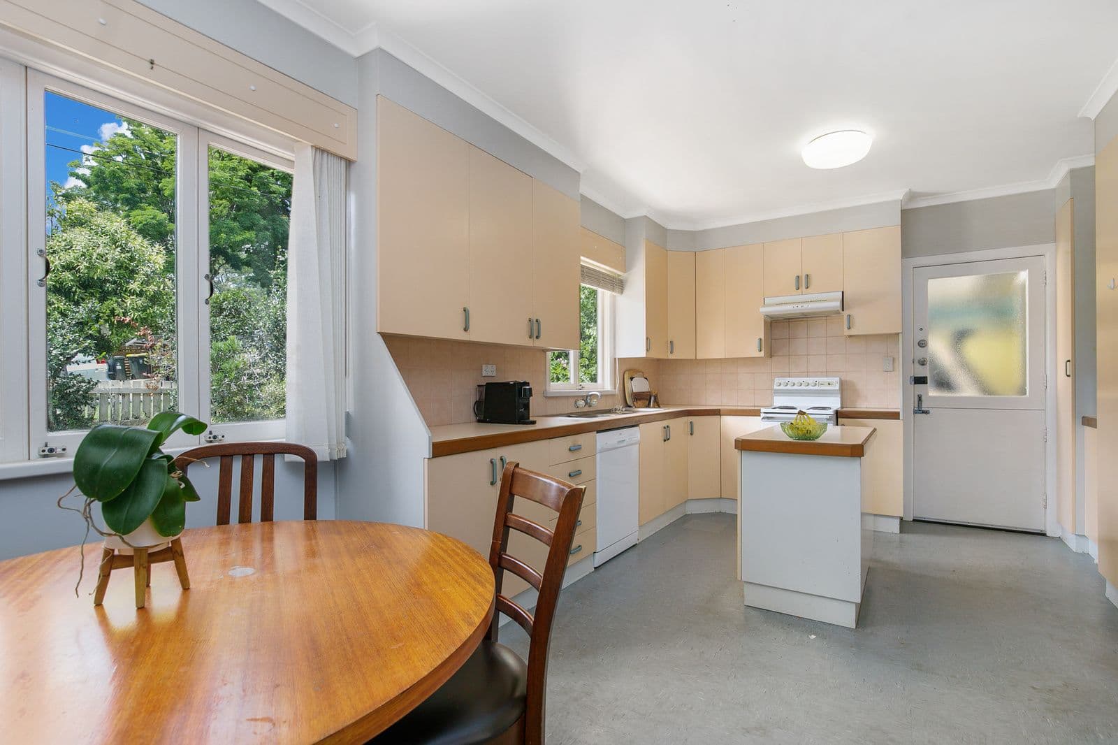 13 CHRISTENSEN STREET, Cordalba QLD 4660, Cordalba - Thumbnail 2