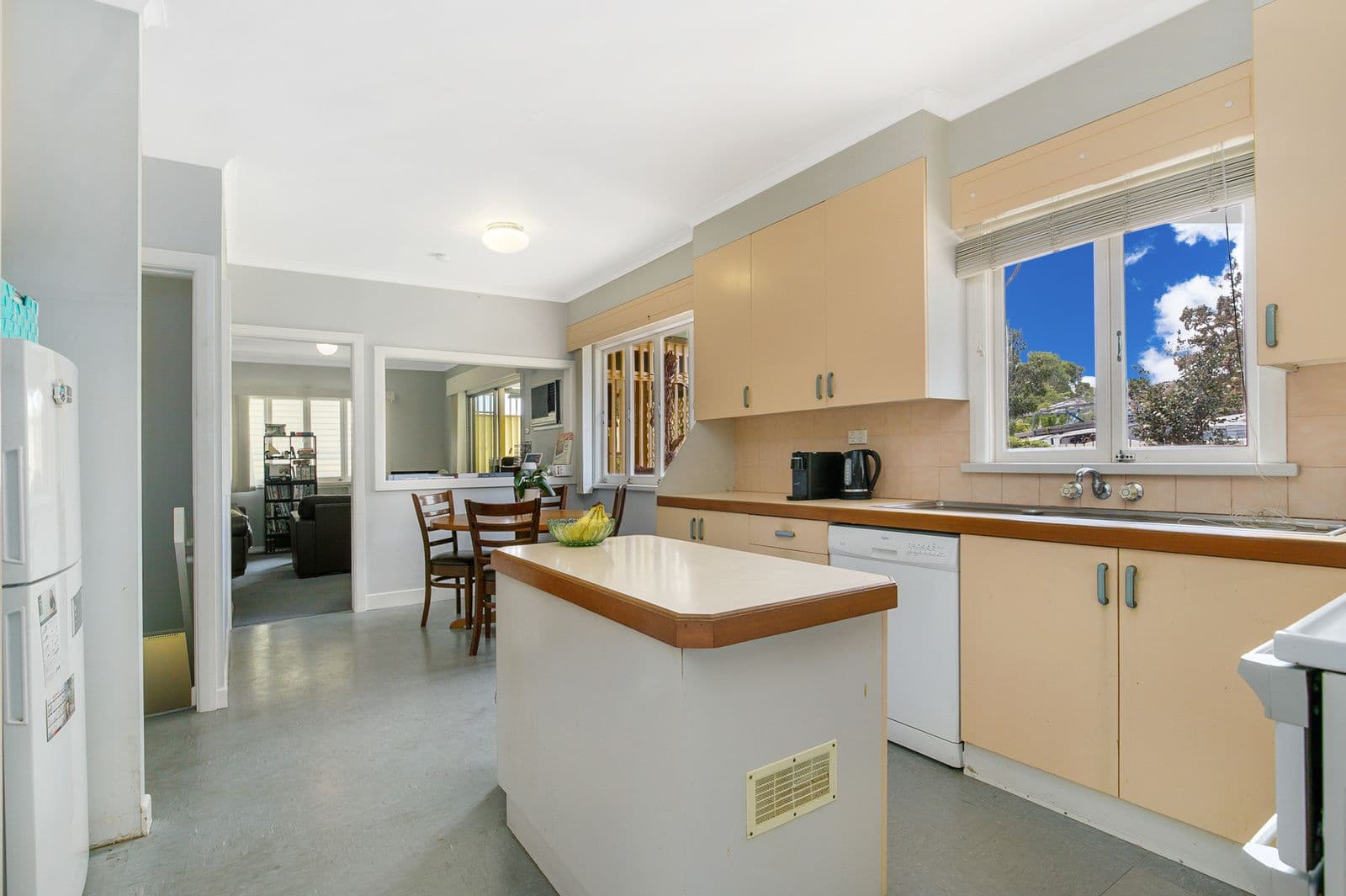 13 CHRISTENSEN STREET, Cordalba QLD 4660, Cordalba - Thumbnail 4