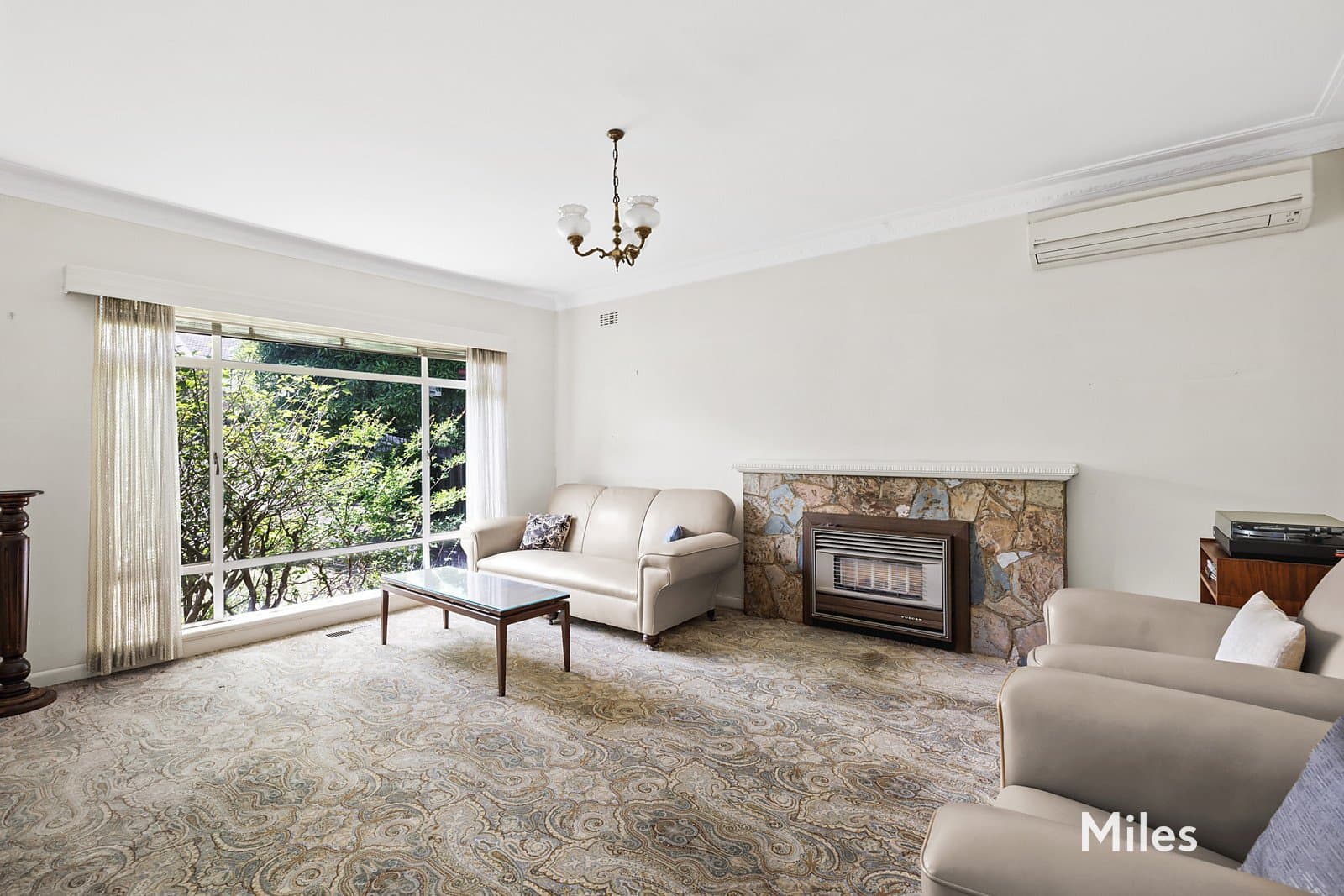 29 Charteris Drive, Ivanhoe East, Ivanhoe East - Thumbnail 6