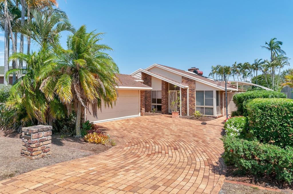 8 Avinia Place, WESTLAKE QLD 4074, Westlake - Image 1