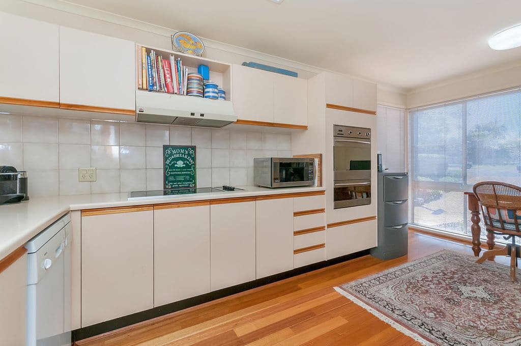 8 Avinia Place, WESTLAKE QLD 4074, Westlake - Thumbnail 6