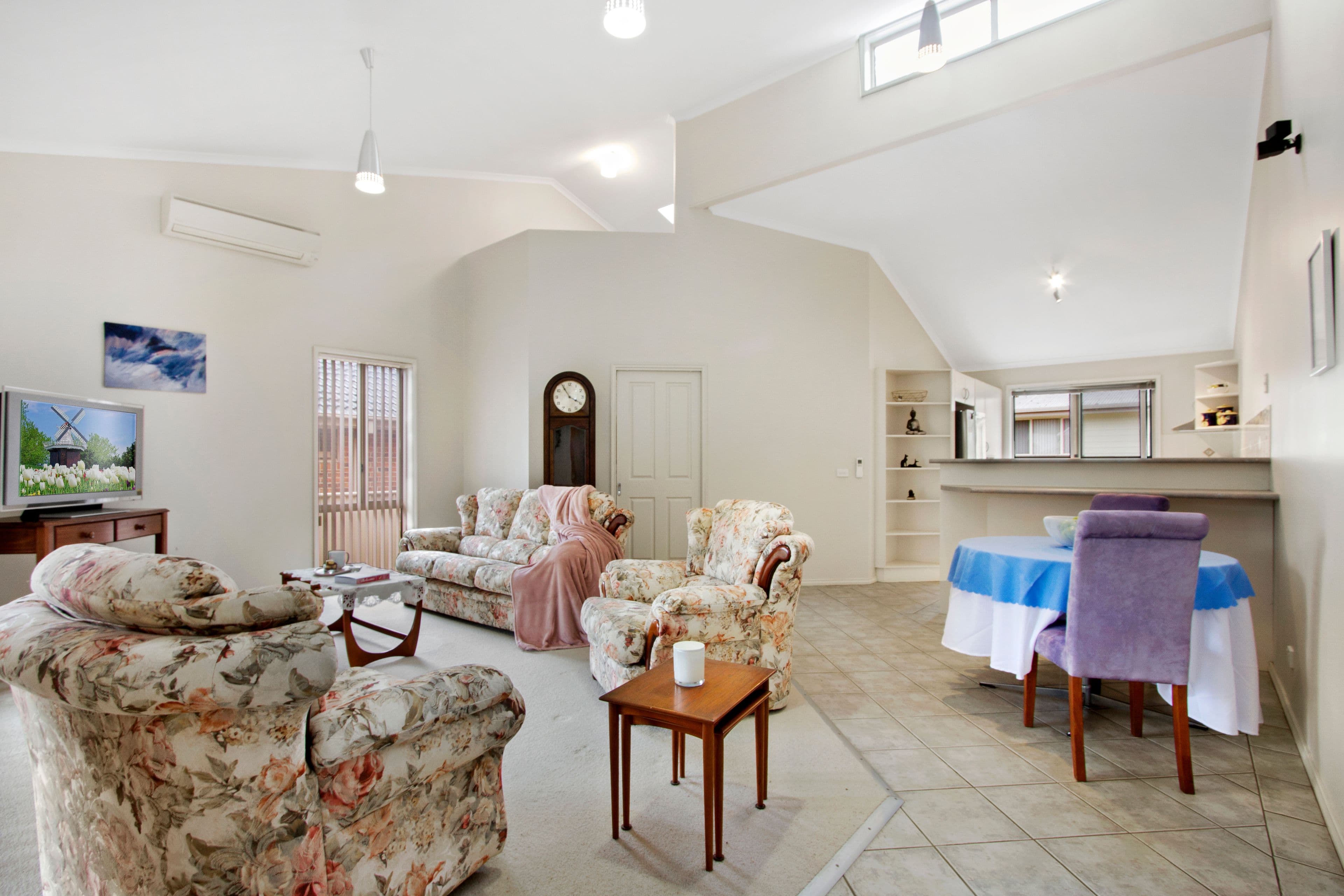 6 Lisa Place, Sunshine Bay NSW 2536, Sunshine Bay - Thumbnail 6