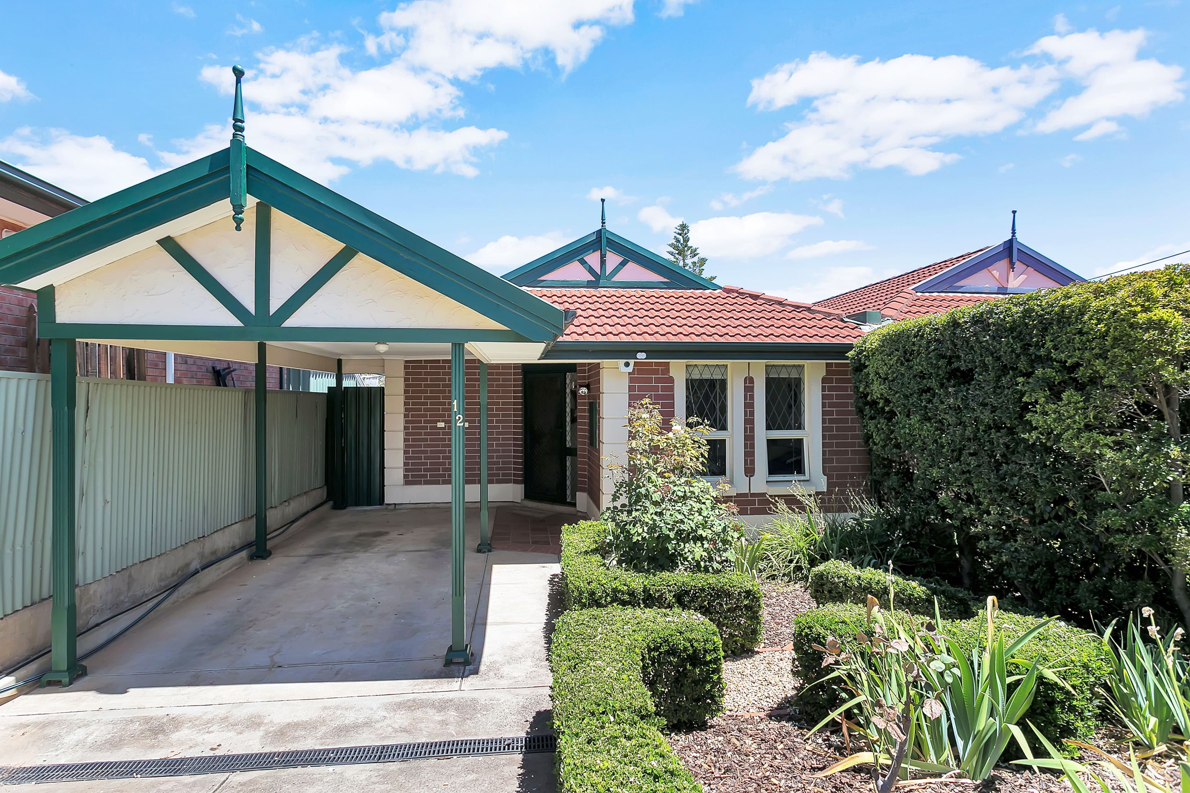 2 Leron Avenue, Enfield SA 5085, Enfield - Image 1