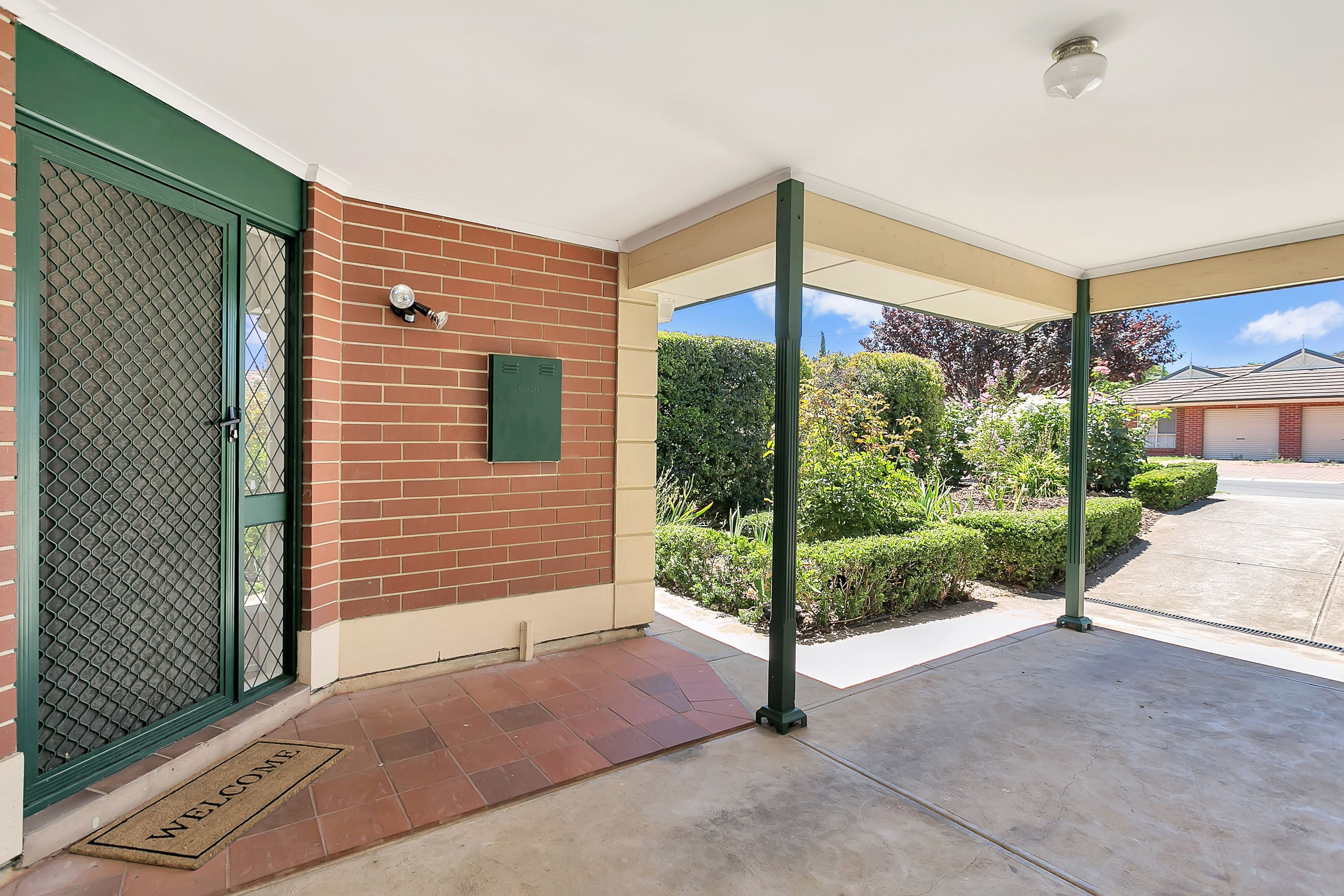 2 Leron Avenue, Enfield SA 5085, Enfield - Thumbnail 2
