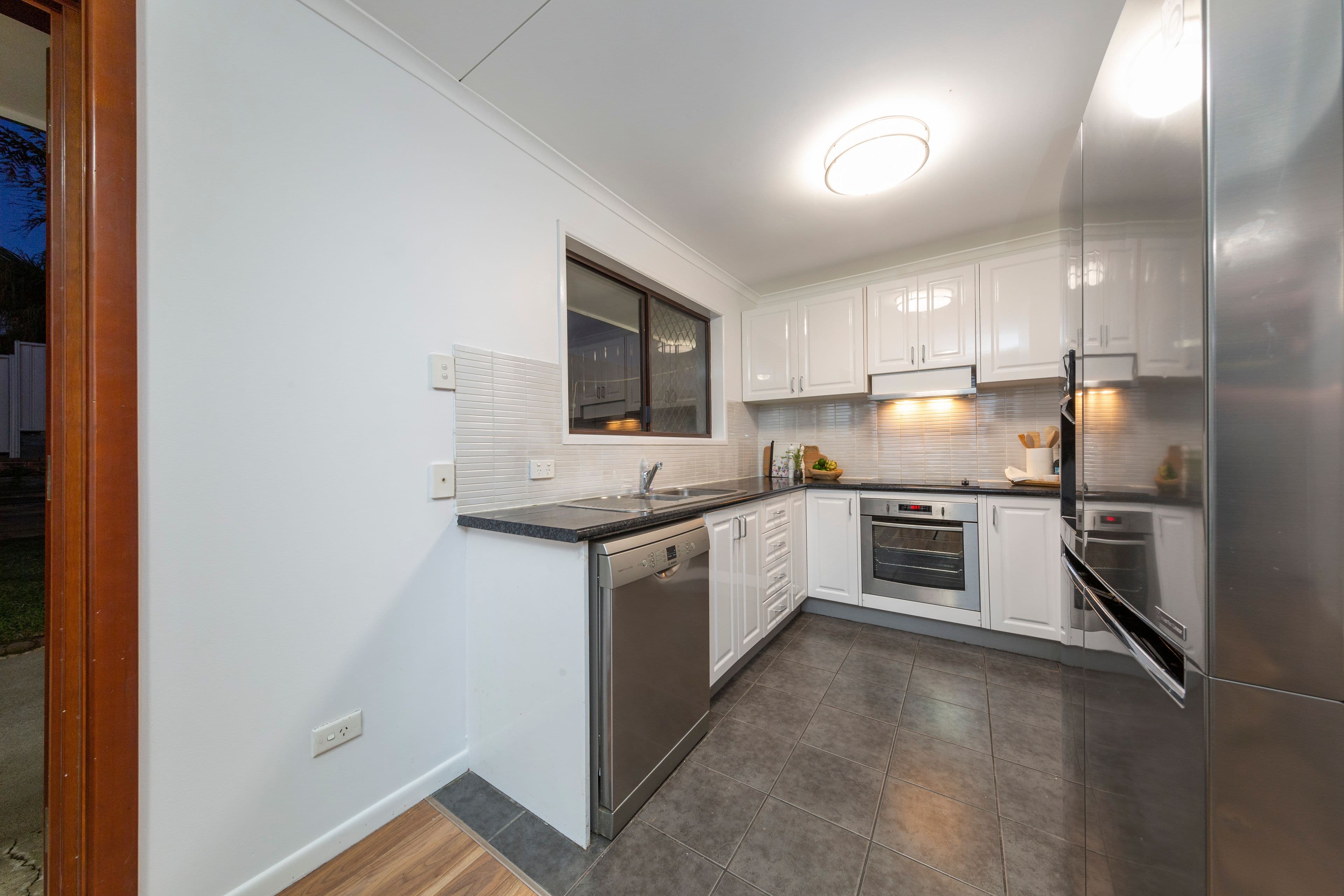 12 Loughrea Street, Tingalpa QLD 4173, Tingalpa - Thumbnail 4