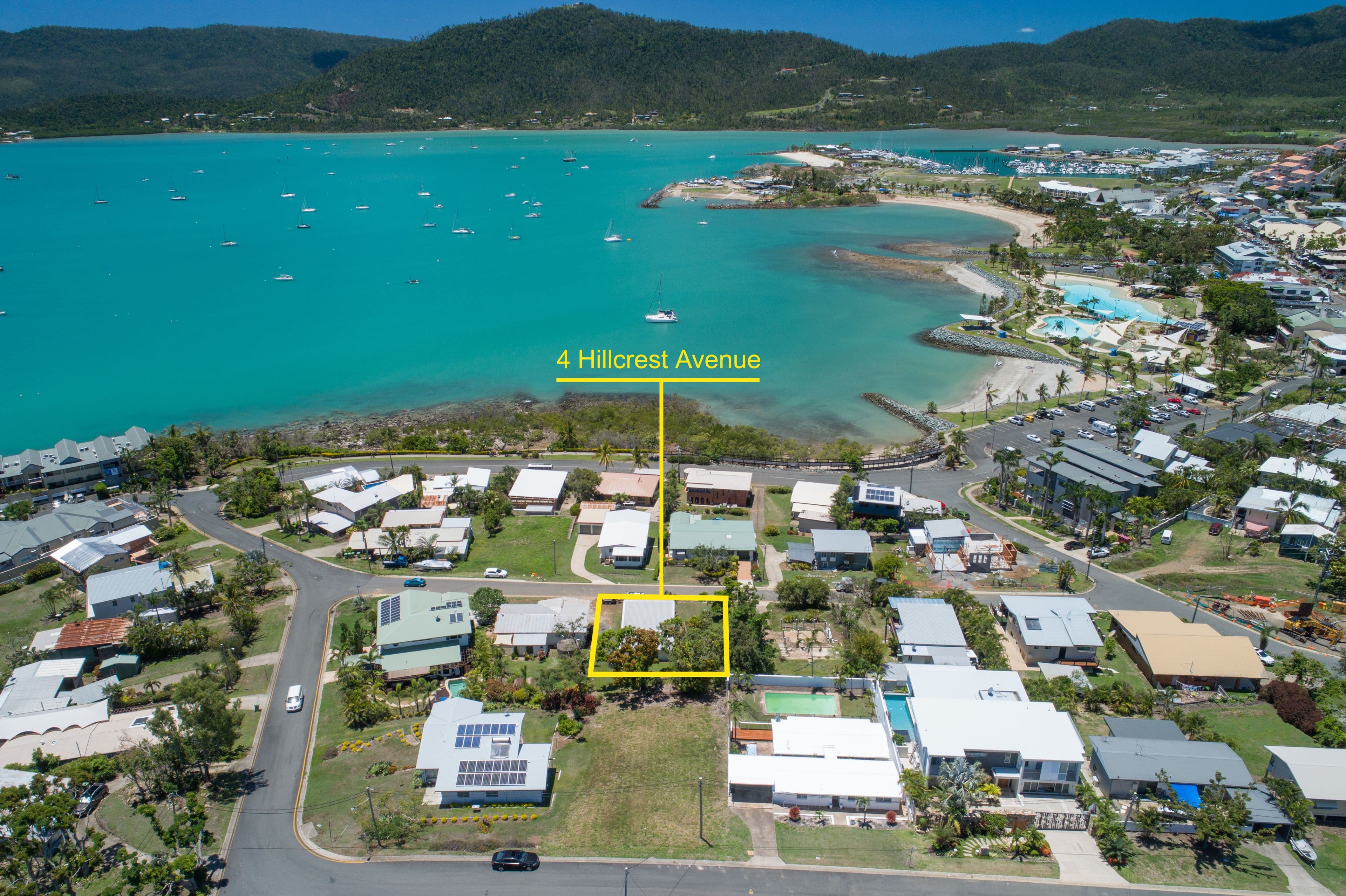 4 Hillcrest Avenue, Airlie Beach QLD 4802, Airlie Beach - Thumbnail 2