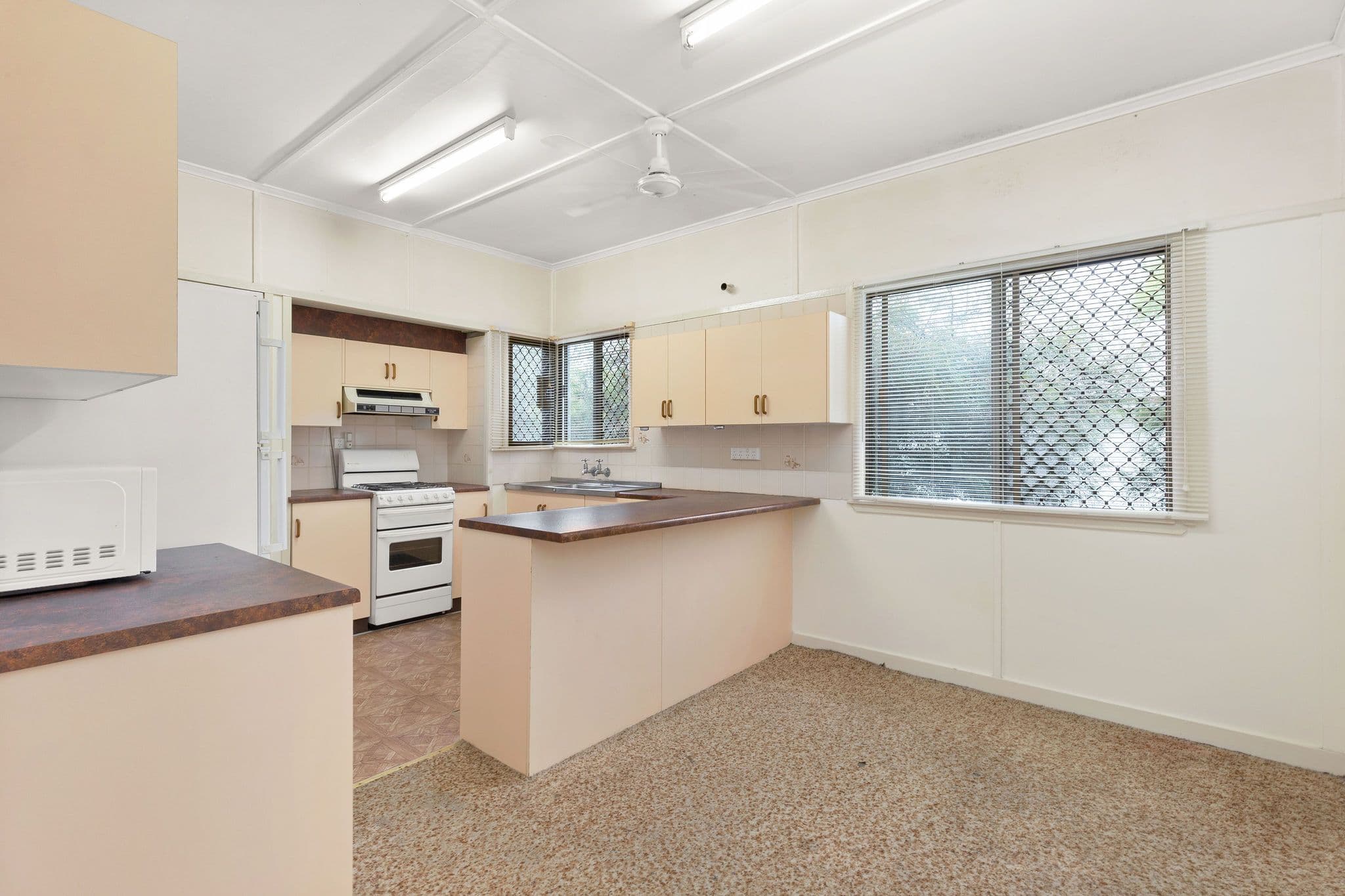 76 Corrie Street, Chermside QLD 4032, Chermside - Thumbnail 4