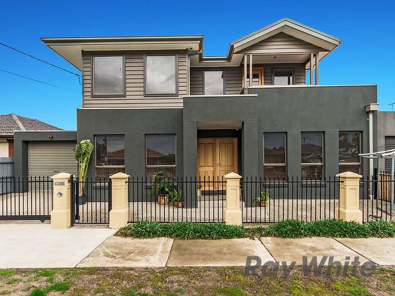 15 Luxford Street, St Albans VIC 3021, St Albans - Image 1