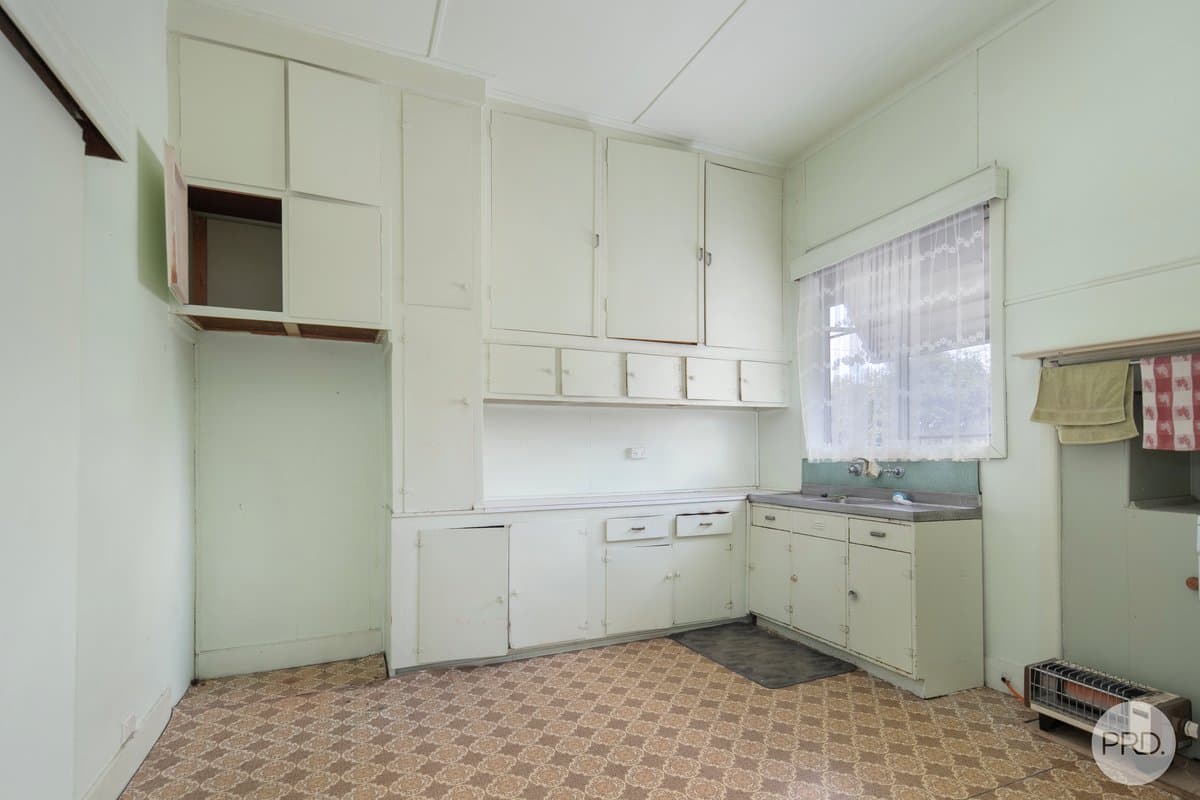 100 Montgomery Street, SKIPTON VIC 3361, Skipton - Thumbnail 4