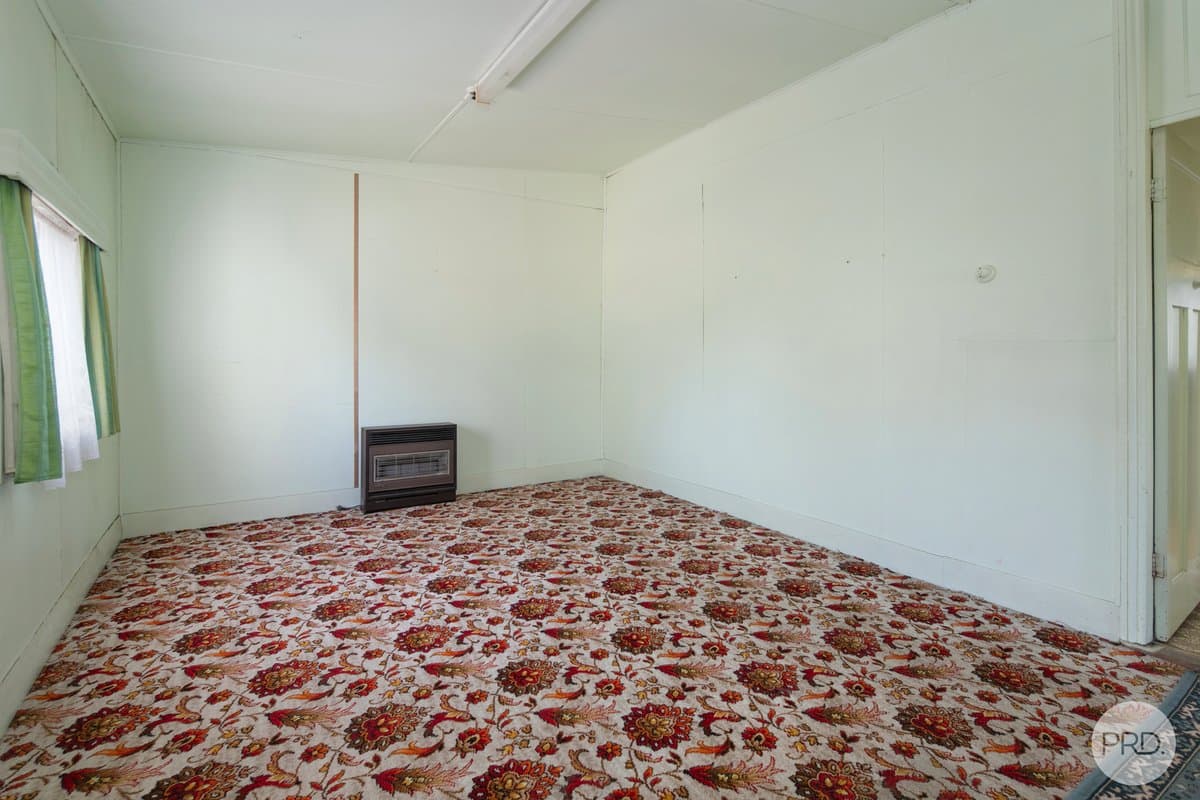 100 Montgomery Street, SKIPTON VIC 3361, Skipton - Thumbnail 5