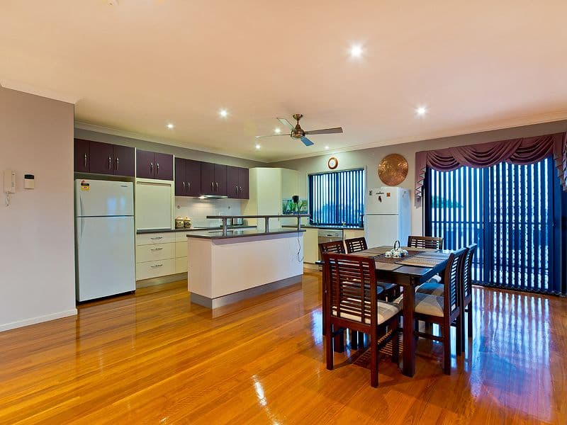 22 Warde Street, SCARBOROUGH QLD 4020, Scarborough - Thumbnail 3
